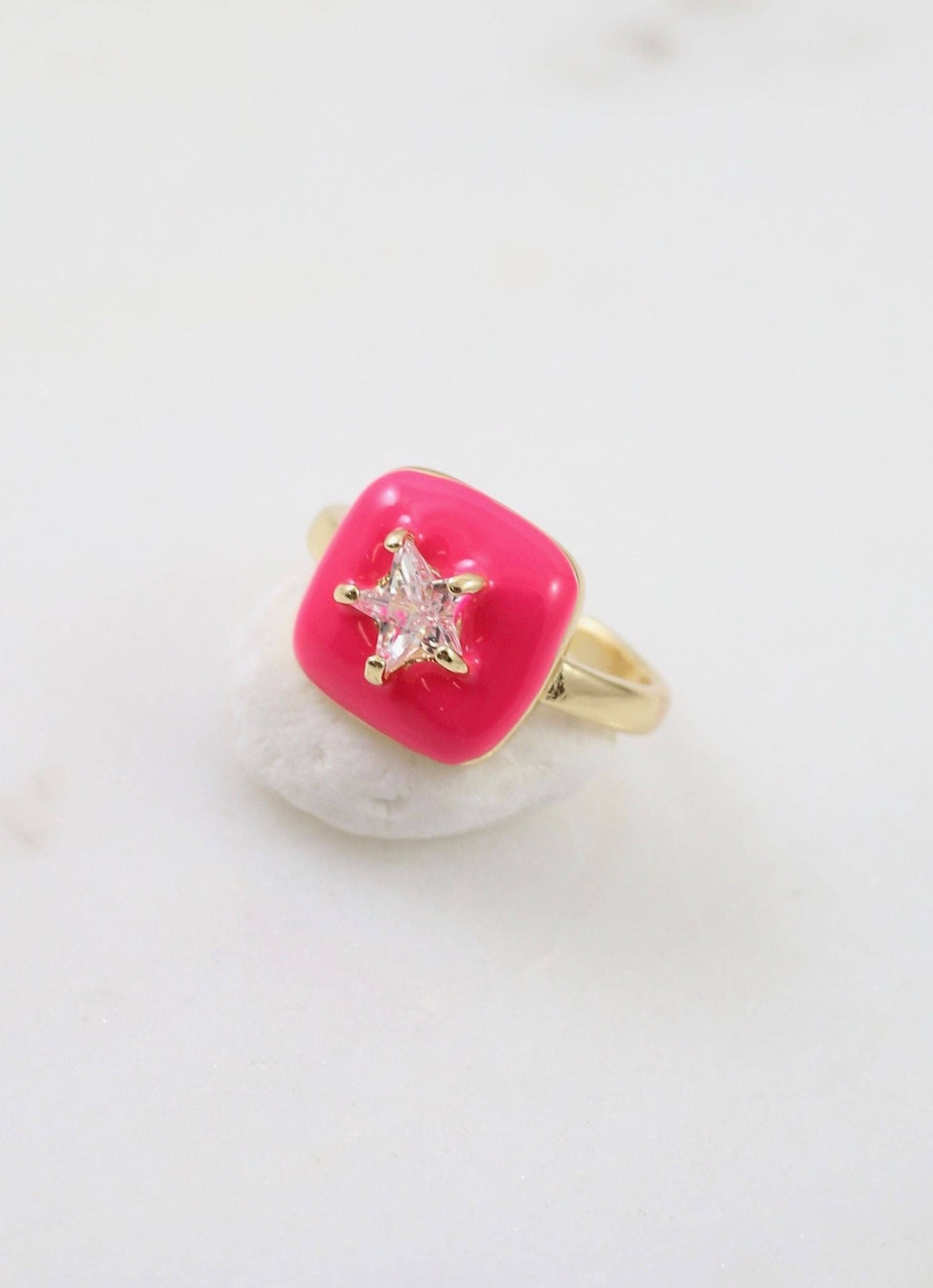 Ida Enamel Ring with Star HOT PINK