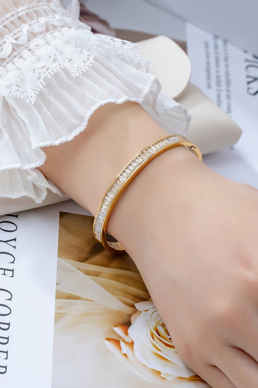 Hinge Bangle