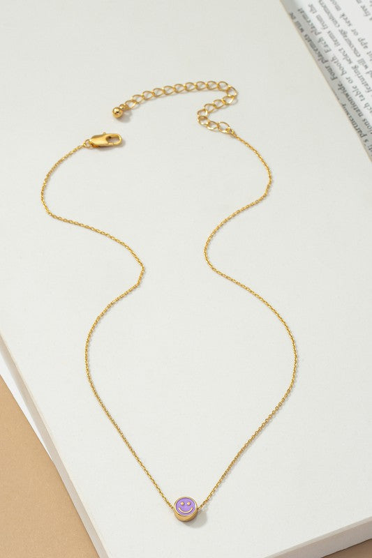 Mini smiley face pendant necklace