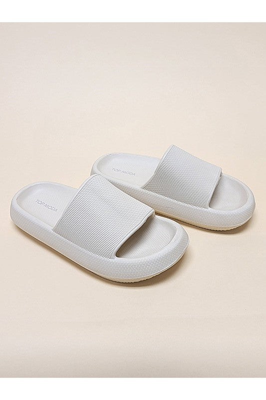 Comfy Cloud Slides